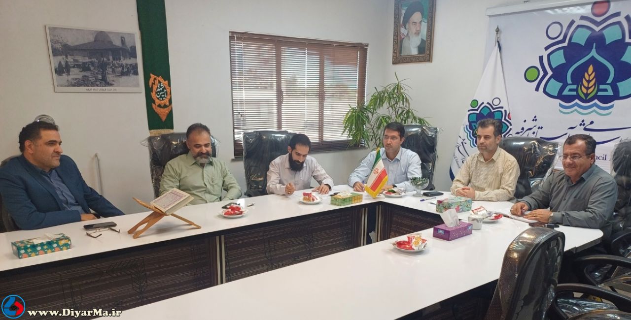 نشست اعضای شورای اسلامی شهر با گزینه اصلی تصدی پست شهرداری آستانه‌اشرفیه برگزار شد.